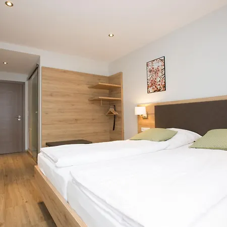 Πανσιόν 'in Vino Veritas'